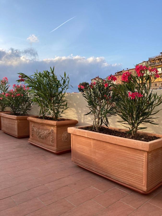 La Terrazza Di Re Scarlino Apartment ภายนอก รูปภาพ